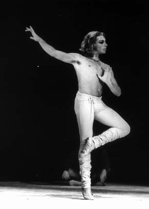 Los-unos,-los-otros,-los-nuestros Los-unos,-los-otros,-los-nuestros